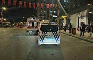 Gaspçı telefonunu almak istediği şahsı bıçakla...