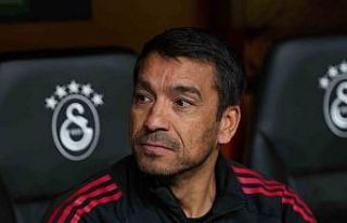 Giovanni van Bronckhorst yeniden İstanbul’da