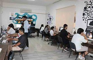 Hayallerindeki üniversiteyi büyükşehir belediyesi...