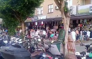 İngiliz turistler ile esnaf birbirine girdi: Taş...