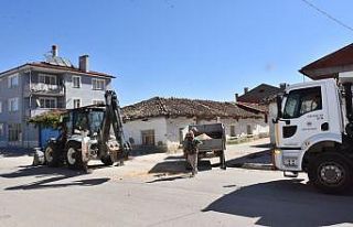 İnönü Belediyesi’nden ilçe içi yollarda bakım...