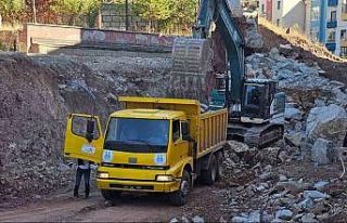 İspir’de heyelan krizi