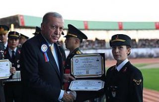 Jandarma Astsubay Meslek Yüksekokulu birincisi Gülsena...