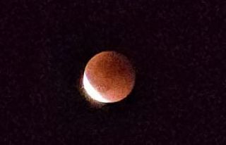 Kanlı Ay tutulması Denizli’de merakla izlendi