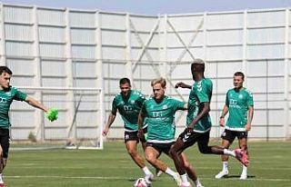 Konyaspor, RAMS Başakşehir maçının hazırlıklarını...