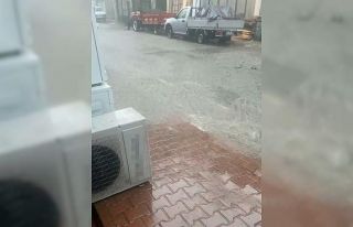 Kozcağız’da sağanak yağış yolları göle çevirdi