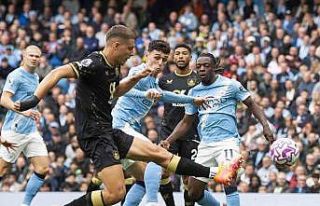 Manchester City, Burnley’i farklı geçti