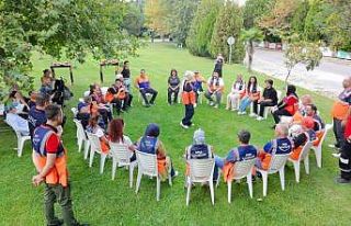 Manisa’da 20 binden fazla AFAD gönüllüsü afetlere...