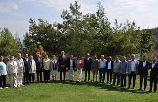 Manisa’da muhtarlar yasa değişikliğini görüştü