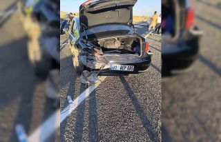 Mardin’de iki otomobil çarpıştı: 7 yaralı