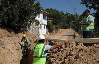 Menteşe Derinkuyu’da içme suyu şebeke hattı...