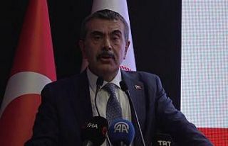 Milli Eğitim Bakanı Tekin, eğitime katkı sağlayan...