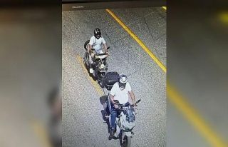 Motosikletlilerin tehlikeli yardımlaşmasına ceza