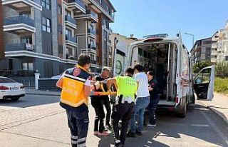 Motosikletten düşen sürücü yaralandı