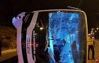 Muğla’da havalimanı otobüsü kaza yaptı: 5 yaralı