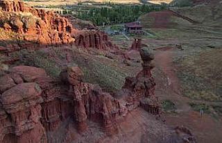 Narman Peri Bacaları görsel şölen oluşturuyor