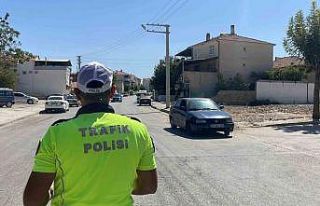 Otomobilin çarptığı 3 yaşındaki çocuk yaralandı