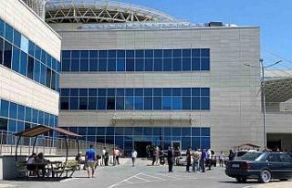 Özel Harekat polisi, silah kazası sonucu şehit...