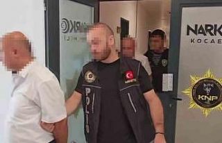 Pul biber içine zulalanmış eroin ele geçirilmişti,...