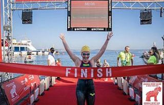 Quick Sigorta, 30 Ağustos Zafer Bayramı’nı kulaçlarla...