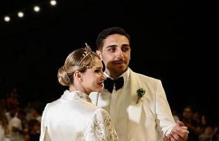 Rumen şarkıcı Otilia Bruma, Yalova’da düğün...