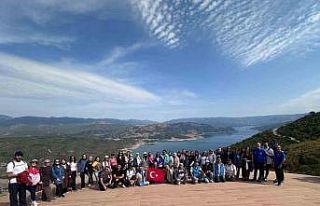 Şahinkaya Kanyonu’na doğa yürüyüşü