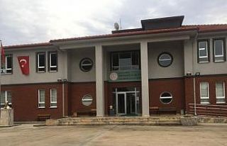 Samsun’da özel eğitim okulunda "nü resim"...