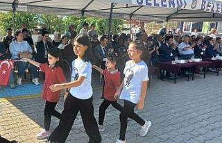 Selendi’de İlkögretim Haftası kutlandı