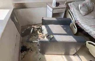 Sigaranın çıkardığı yangın hastaneyi küle...