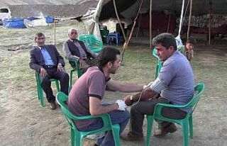 Siirt’te göçer vatandaşlara yaylada sağlık...