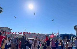 Söke’de hava kuvvetleri uçaklarının gösteri...