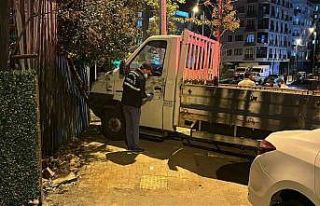 Sultanbeyli’de seyir halindeki araca silahlı saldırı:...