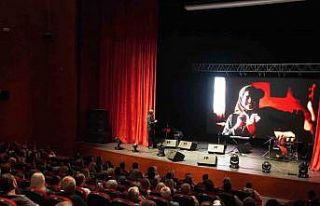 Sunay Akın Bilecik’te zafer ve kurtuluşu anlattı