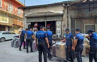 Tarsus Belediyesinden kaldırım işgallerine karşı...