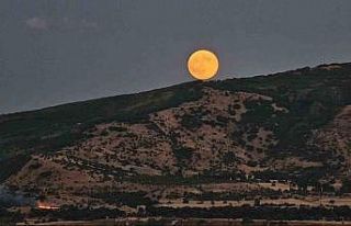 Tatvan’da "Kanlı Ay" tutulması