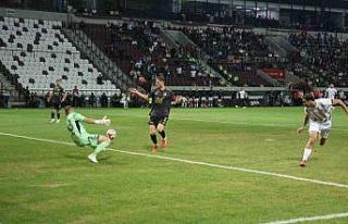 TFF 2. Lig: Elazığspor: 1 - Batman Petrolspor: 2