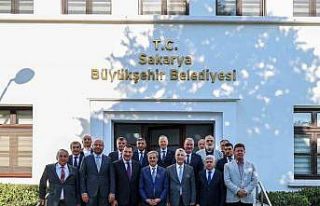 Ticaret Bakanı Bolat Sakarya’da