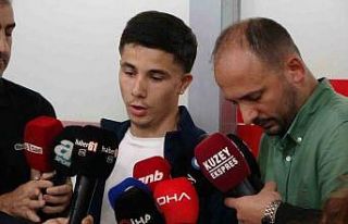 Trabzonspor’un yeni transferi Benjamin Bouchouari,...