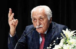 Türk edebiyatının usta ismi Yavuz Bülent Bakiler...