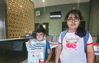 Ümraniye Belediyesi’nden öğrencilere kırtasiye...