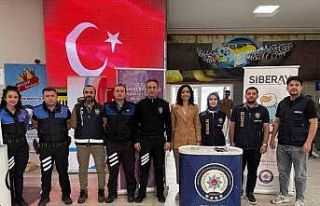 Üniversite öğrencilerine KADES uygulaması anlatıldı