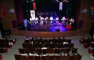 Van Büyükşehir Belediyesi Konservatuvarından Türk...