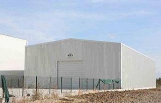 Yaylacık’ta kaçak iş yeri yıkıldı