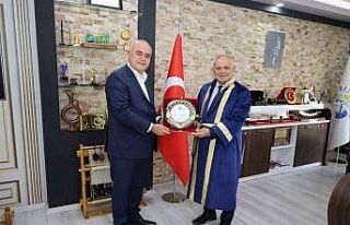 Yılın ‘Fahri Ahisi’ seçilen Yahyalı Belediye...