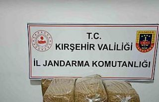 Yolcu otobüsünde 42 kilo kaçak tütün ele geçirildi