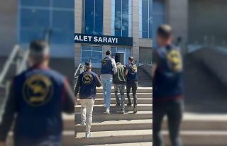 11 yıl 3 ay hapis cezasıyla aranan yabancı uyruklu...