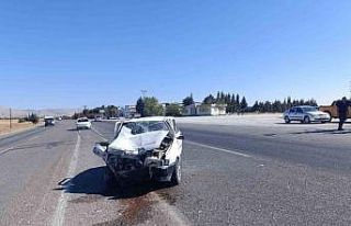 Adıyaman’da iki otomobil çarpıştı: 4 yaralı