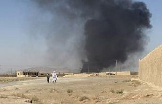 Afganistan ile Pakistan arasında çatışma: 12 Afgan...