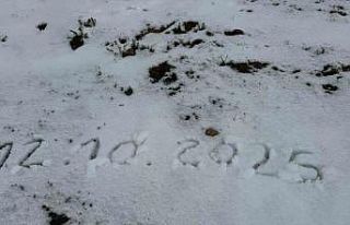 Afyonkarahisar’da mevsimin ilk karı düştü