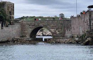 Amasra’da Sahil Güvenlik’ten muhteşem Cumhuriyet...